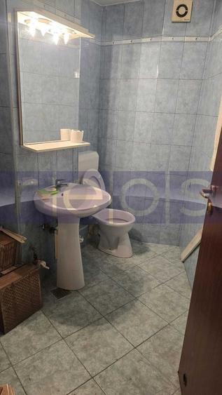 VANZARE 4 CAMERE DECOMANDAT -MALL VITAN