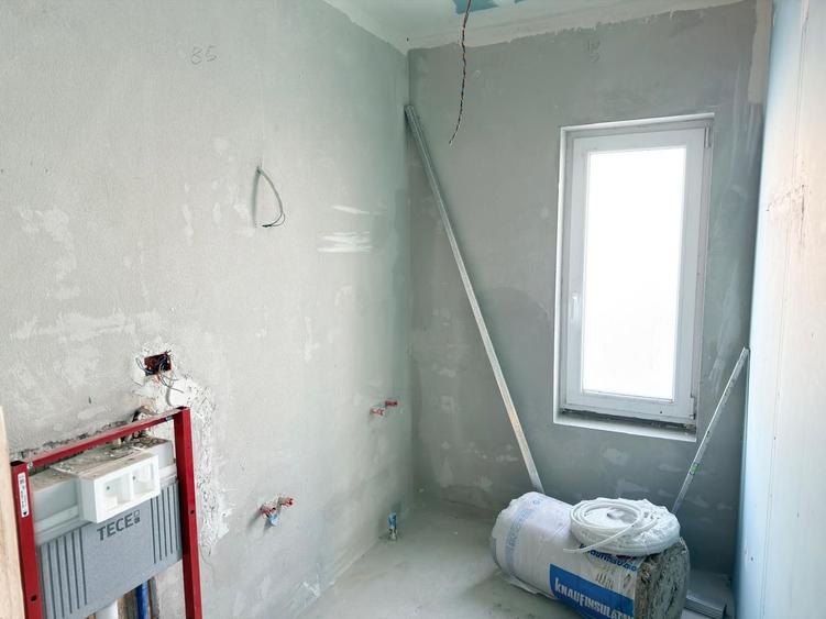 Comision 0 - 4 cam curte proprie - 155.000eur, TVA si parcare incluse!