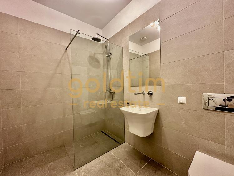 PIPERA/VILA SUPERBA/MOBEXPERT HOMES/SPATII DE DEPOZITARE GENEROASE