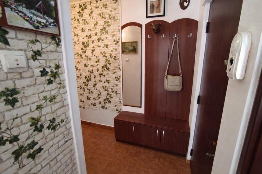 Apartament 1 Camera decomandat, 38 MP utili, parcare - Nicolina