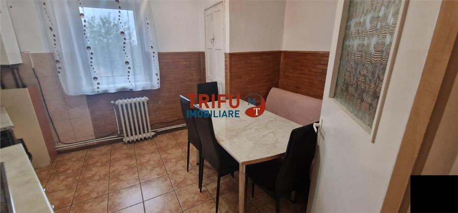 Apartament 2 Camere Decomandat, Zona Liceului Sportiv - Oportunitate de Investi&