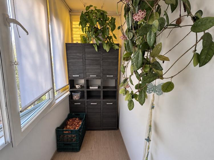 Apartament 4 camere/ Colentina/ Dna Ghica/ Centrală Proprie/ 2 Parcări