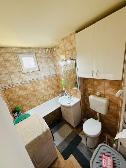 Apartament 2 camere, 49 mp, zona Tractorul
