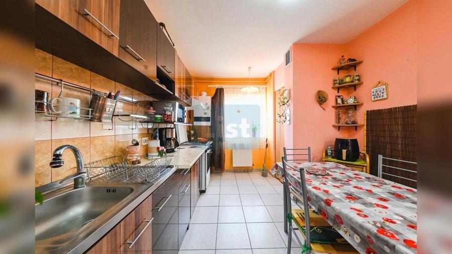 Comision 0 % Apartament decomandat 3 camere, etajul 3/5