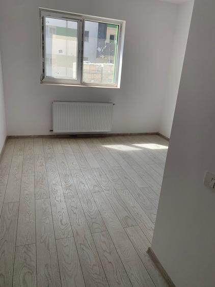PROMOTIE !! Garsoniera spatioasa 45 mp, Metrou Berceni (5-7min)