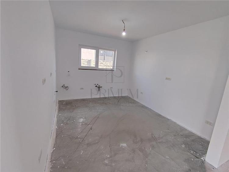 Duplex despartit - zona foarte buna - aproape de centura - toate utilitatile