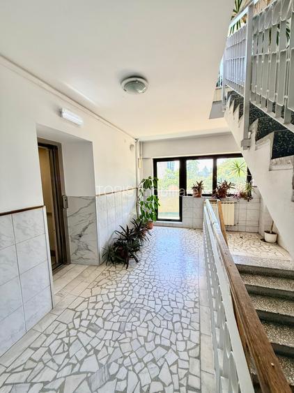 Piața Unirii - Spațiu de Birouri / Sitraco Center – 4 birouri separate - 24