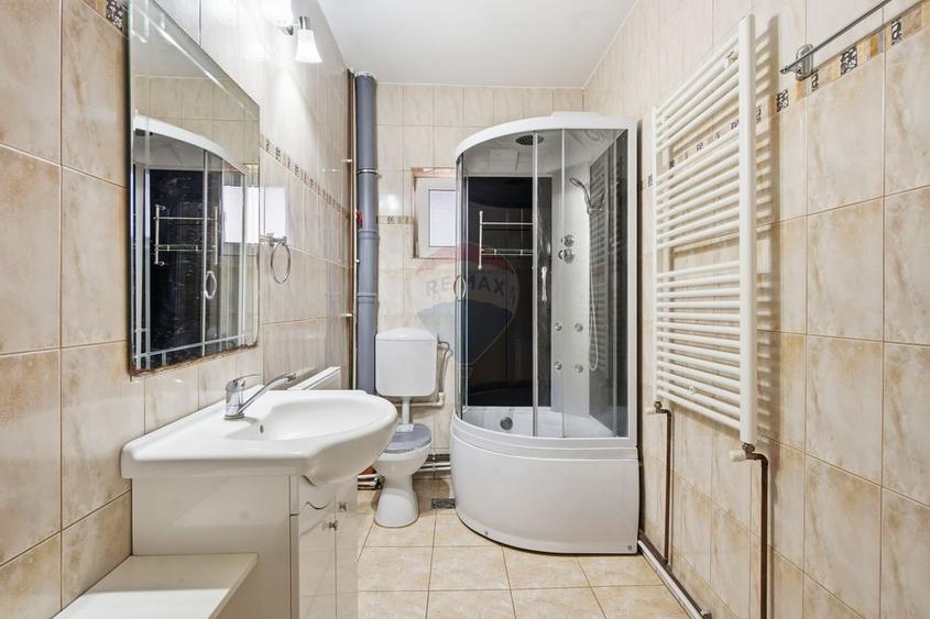 Casa/Vila cu 5 camere Dobrovat Iasi 1000mp teren
