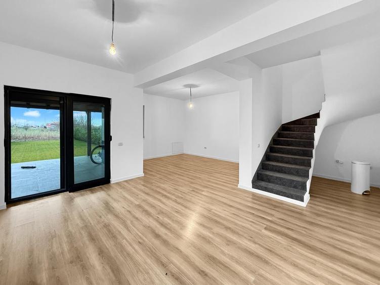 Duplex, 4 camere, suprafata generoasa - Comision 0