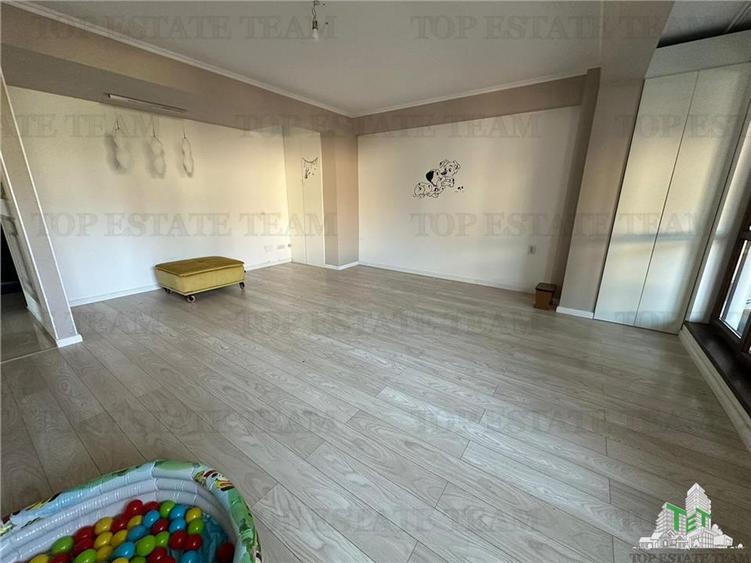 Apartament 3 camere cu terasa de vanzare in zona Parc Bazilescu