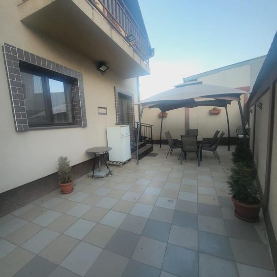 FUNDENI-DOBROIESTI, vila 2014 P+M, singur curte