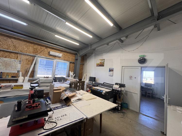 Hală industrială 390.17mp, teren 2.045 mp, afacere tipografie la cheie