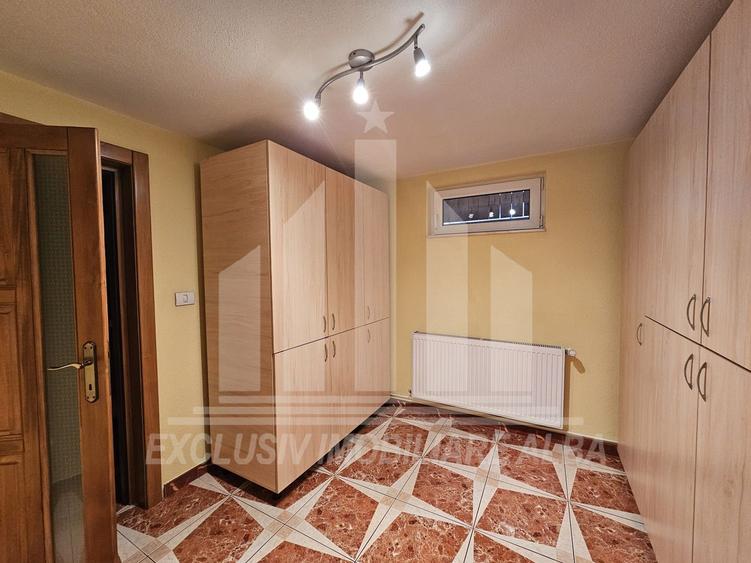 Casa individuala | Garaj | 200 mp | Asfalt | Mobilata | Alba-Micesti