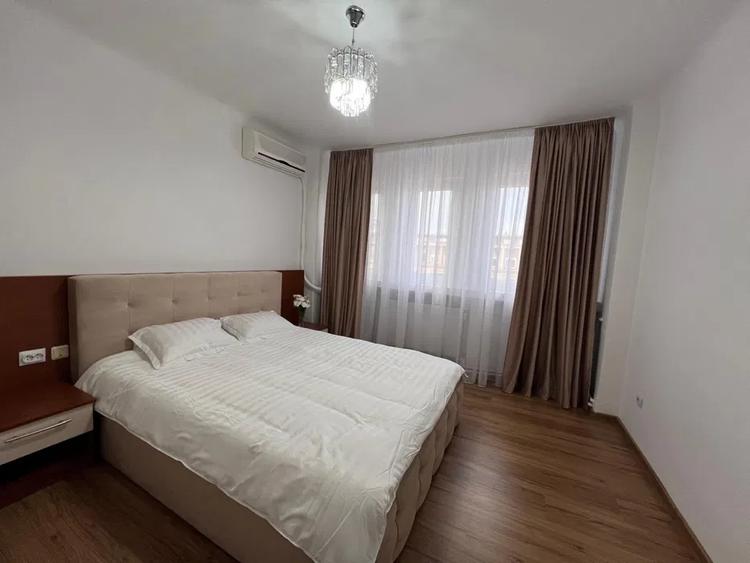 Apartament 3 camere Piata Romana | Centrala proprie