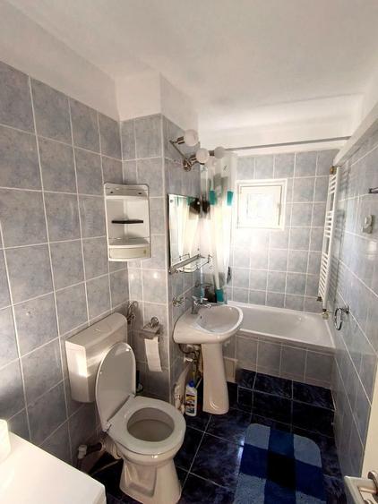 Apartament cu 2 camere, 55 mp, centrală proprie și aer condiționat