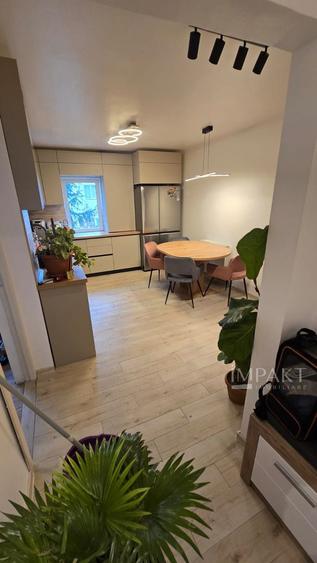 Apartament cu 3 camere de vanzare in zona Zorilor!