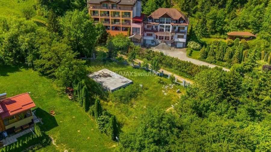 Teren 857mp Sacele/ fundatie / proiect casa/ AC- cf / Strada 7 Izvoare - 2