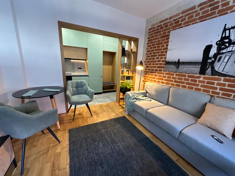 Apartament renovat complet în bloc boutique,vizavi de Cișmigiu