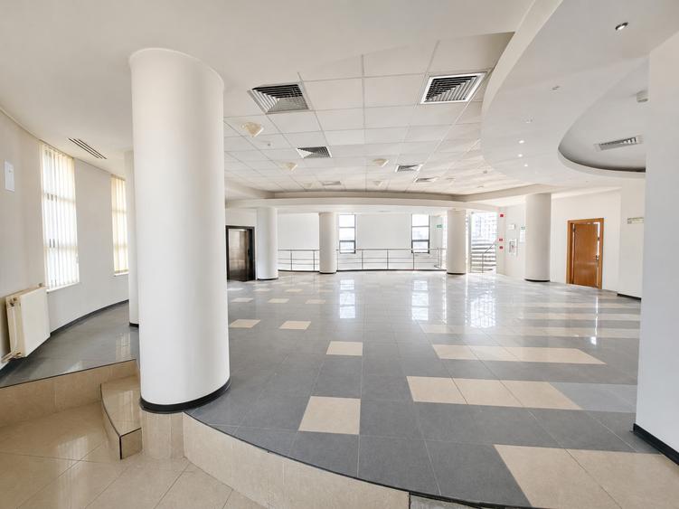 Spatiu de 134 mp la etajul 6, zona ultracentrala Bacau