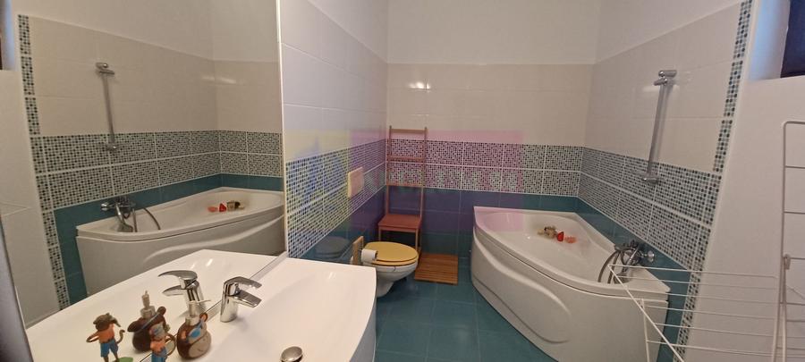 Săbăreni, vilă 210 mp utili, teren 508 mp, la 12 km de Bucuresti