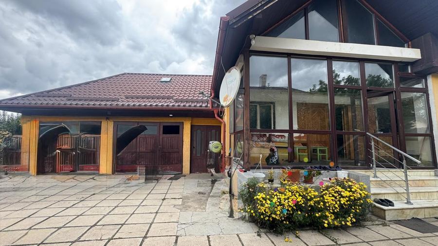 OPORTUNITATE IN ZONA ISTORICA A SANPETRULUI - TEREN CU CASA
