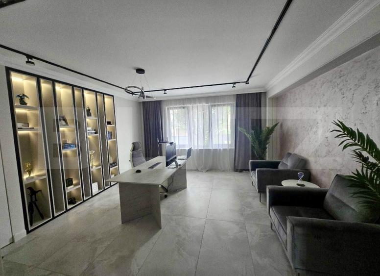 Casa 9 camere, 330 mp, 400 mp teren, zona Semicentrală