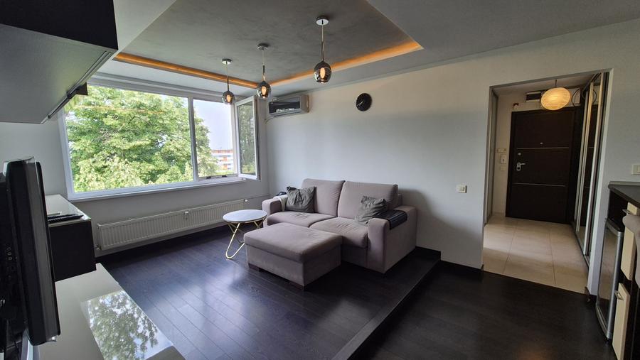 Apartament 3 camere de închiriat - POLITEHNICĂ