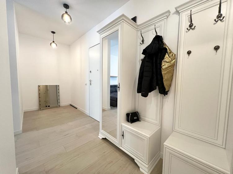 Apartament cu  2 camere de închiriat, zona Mamaia, vedere superbă la lac