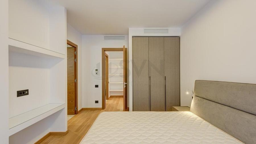 REA1015510 Apartament 4 camere Zona Primaverii