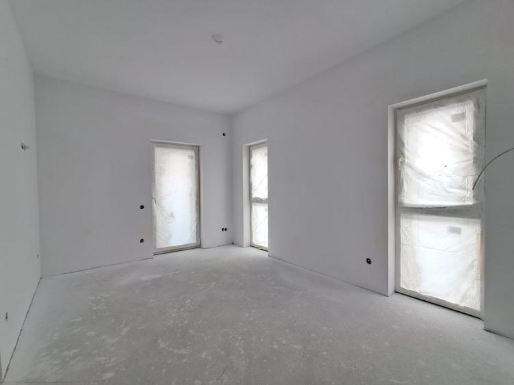 Duplex 135 mp, 2 locuri de parcare, P+1etaj, Floresti