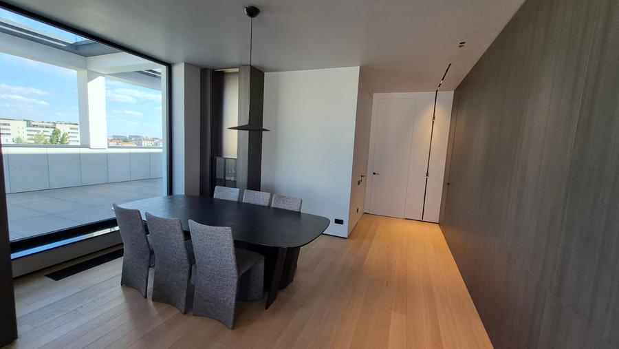 PENTHOUSE CU SCARA INTERIOARA 5 CAMERE MOBILAT ULTILAT LUX - BLOC NOU FINALIZAT