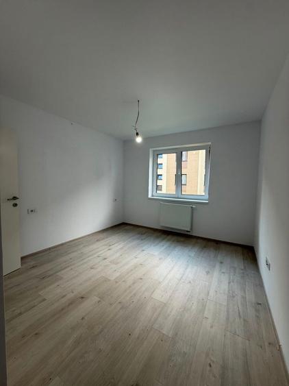 Apartament 3 camere finalizat V2-Victory