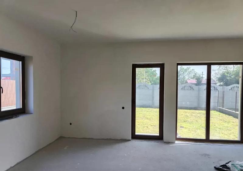 Duplex 4 camere, 380mp teren, Gilau