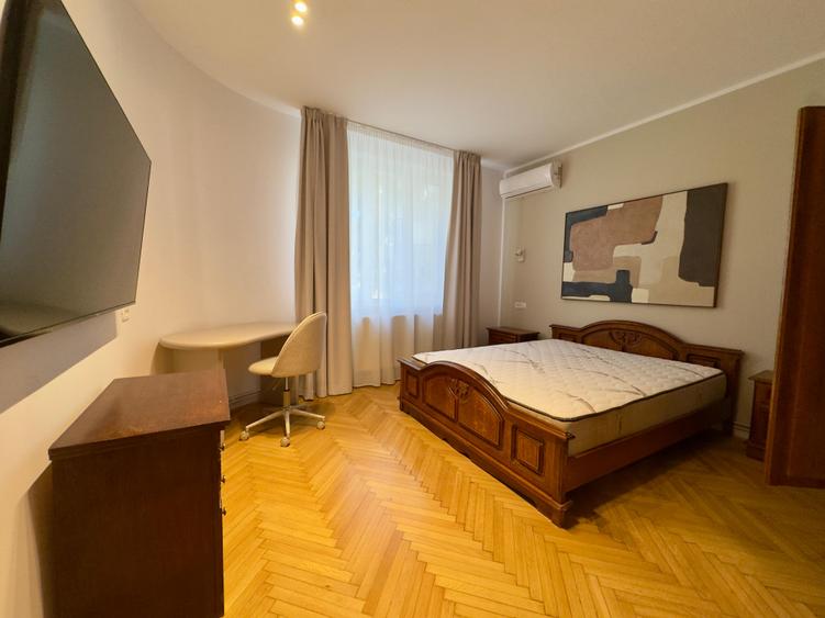 The #4th Crib - Jean Louis Calderon 4 Rooms