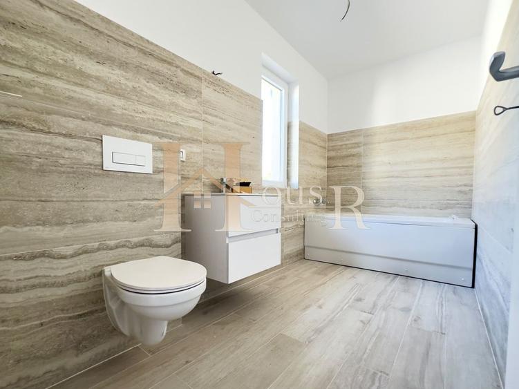 Duplex cu dormitor la parter. Bucatarie inchisa. Strada asfaltata !