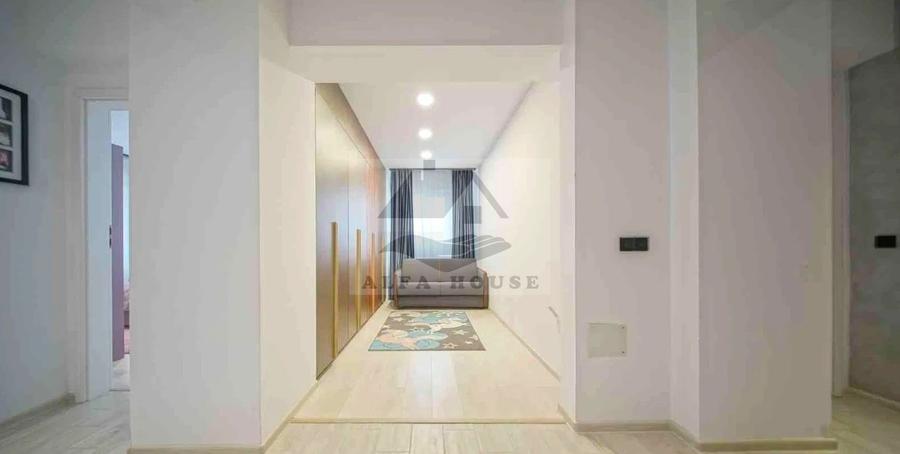 Apartament cu patru camere, Tractorul-Coresi , 116 mp+3 parcari