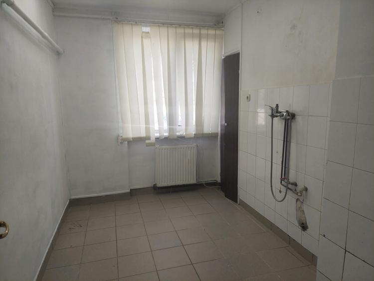 SPATIU COMERCIAL, 55MP, ZONA JUDETEAN