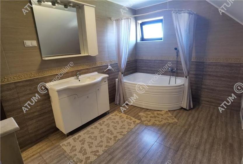 Apartament cu 3 camere decomandate in Sibiu zona Cedonia