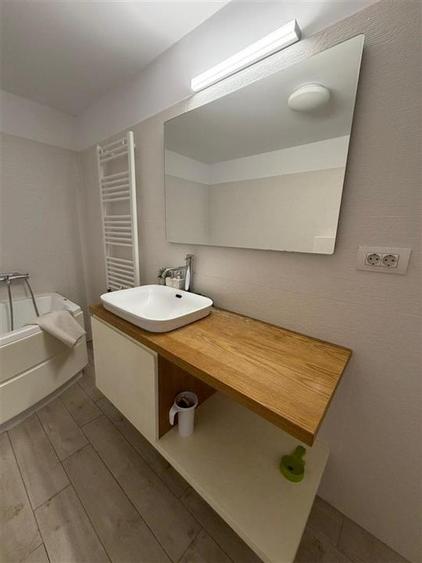 Apartament 3 Camere, Tractorul-Coresi