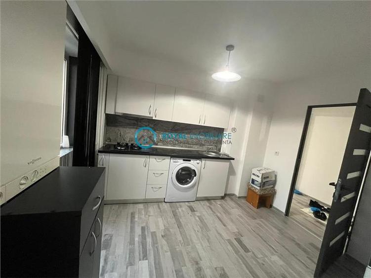 Royal Imobiliare - Vanzare apartament 2 camere, zona Ultracentral