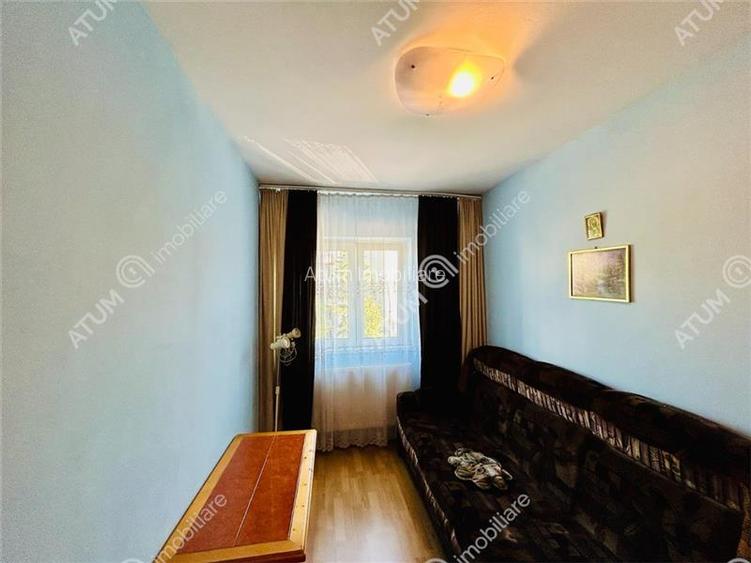 Apartament cu 3 camere decoamndate in zona Mihai Viteazu - 11