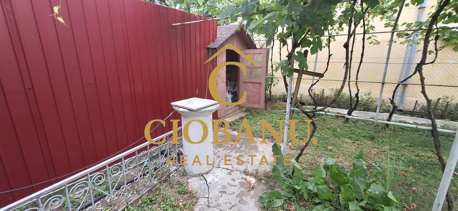Casa +1.800 mp teren intravilan de vanzare zona Popoveni