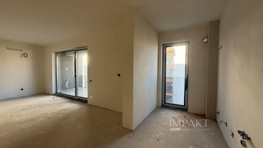Apartament spatios cu 2 camere semidecomandat zona Iulius Mall