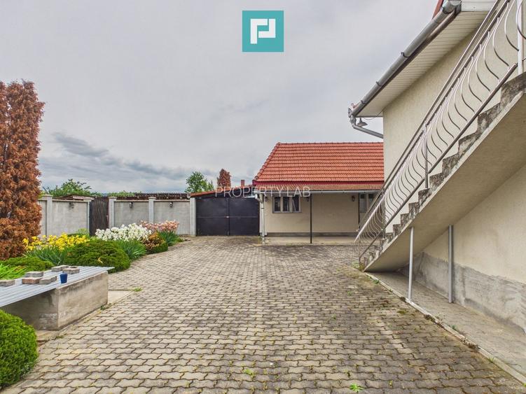 Casă complet modernizată, P+1 în Buteni, Arad - 37