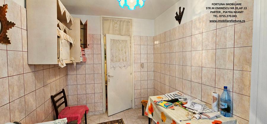 Apartament 2 camere decomandat, cu boxa, cartier Precista, zona Scoala nr.10