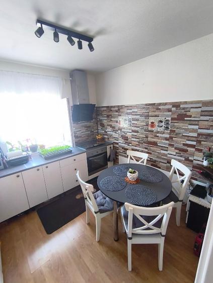 Vând apartament 2 camere