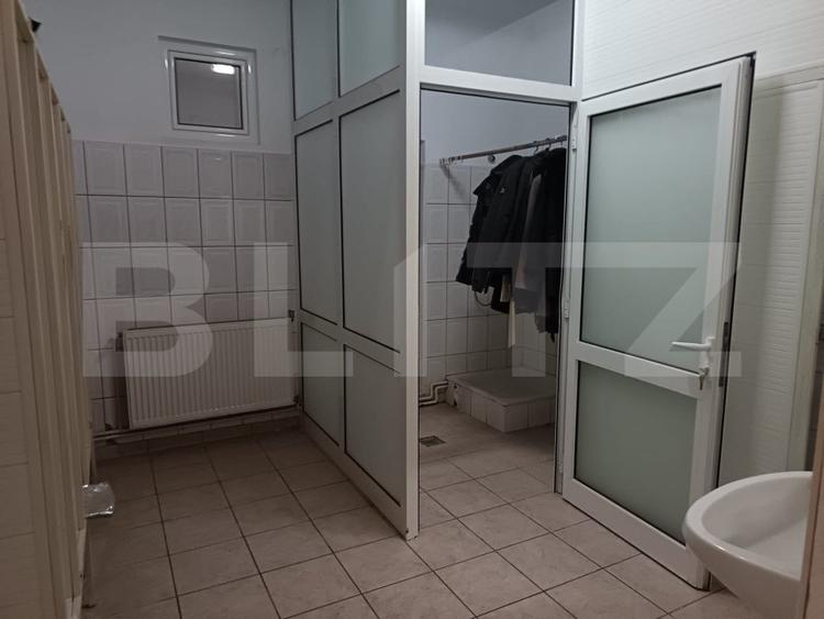 Cladire comerciala , Brutarie , utilaje incluse , teren 3321 mp