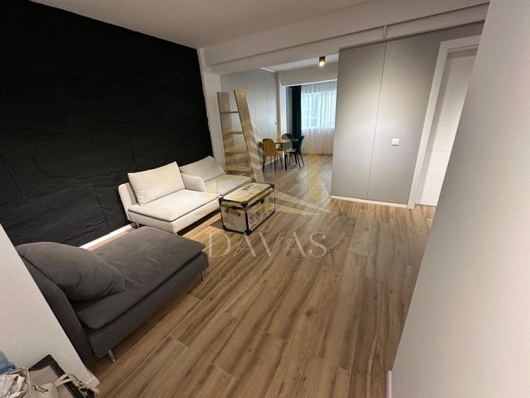 Apartament de 2 camere semidecomandat | Renovat