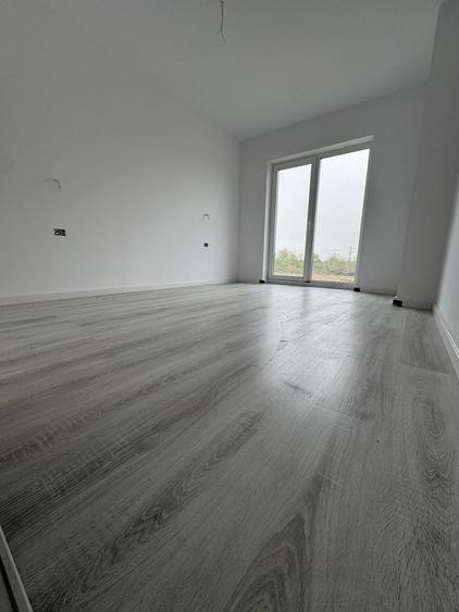 Duplex 5 camere cu zid dublu  | 119 MP utili | Remetea-Mare