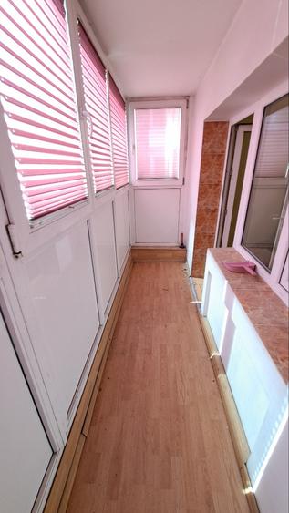 Parcul Circului, 2 camere de vanzare, p/10, ideal rezidenta/comercial, vad